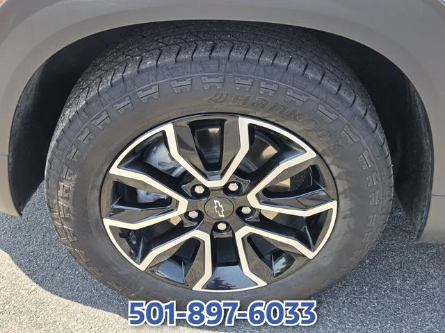 Used 2025 Beige Chevrolet ACTIV image 16