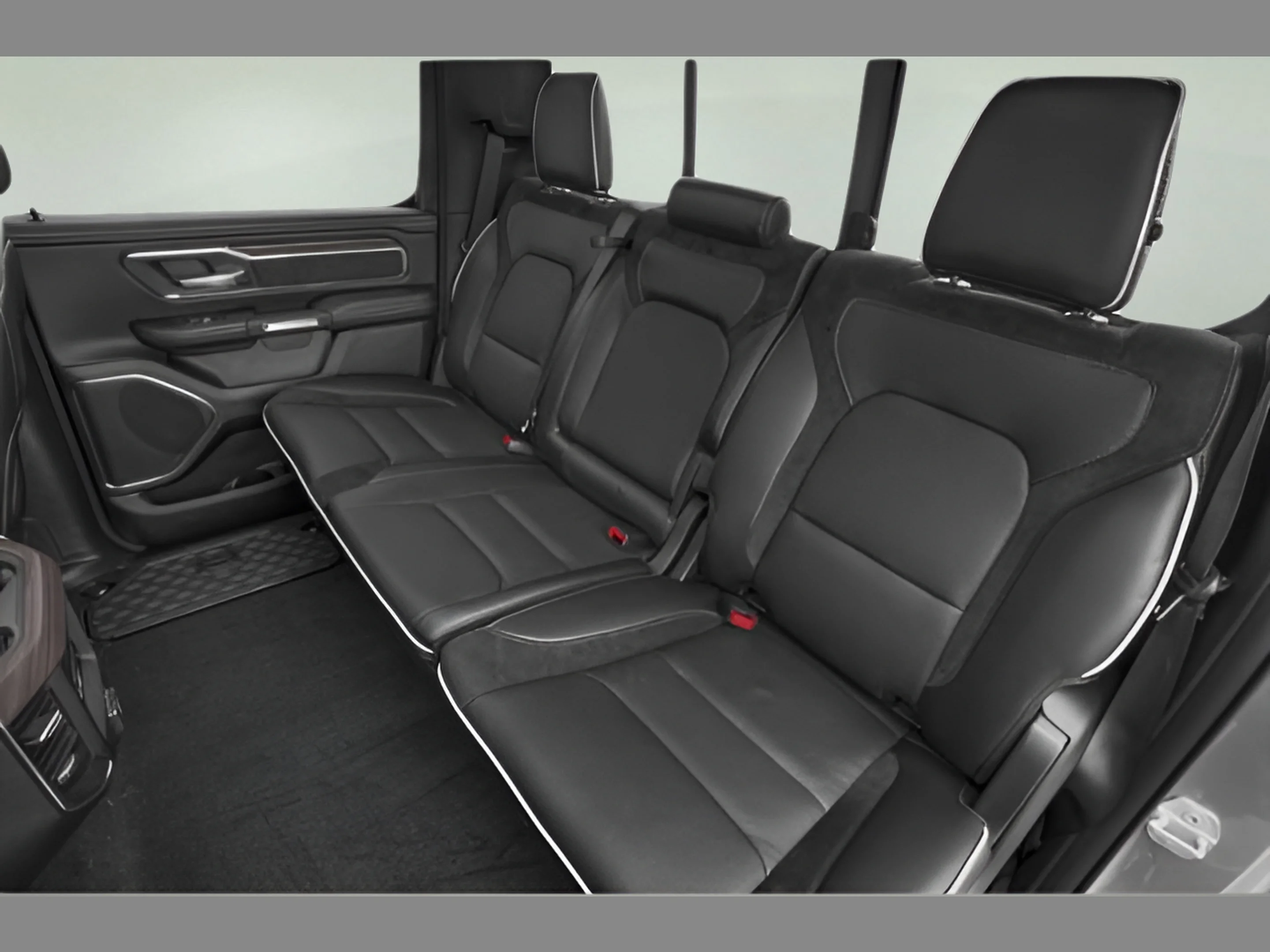 New 2027 Diamond Black Crystal Pearlcoat Ram Laramie image 12