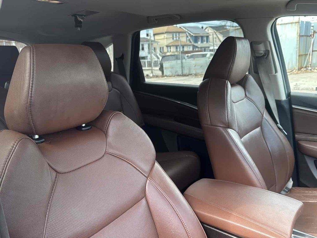 Used 2019 Canyon Bronze Metallic Acura Tech Pkg image 17
