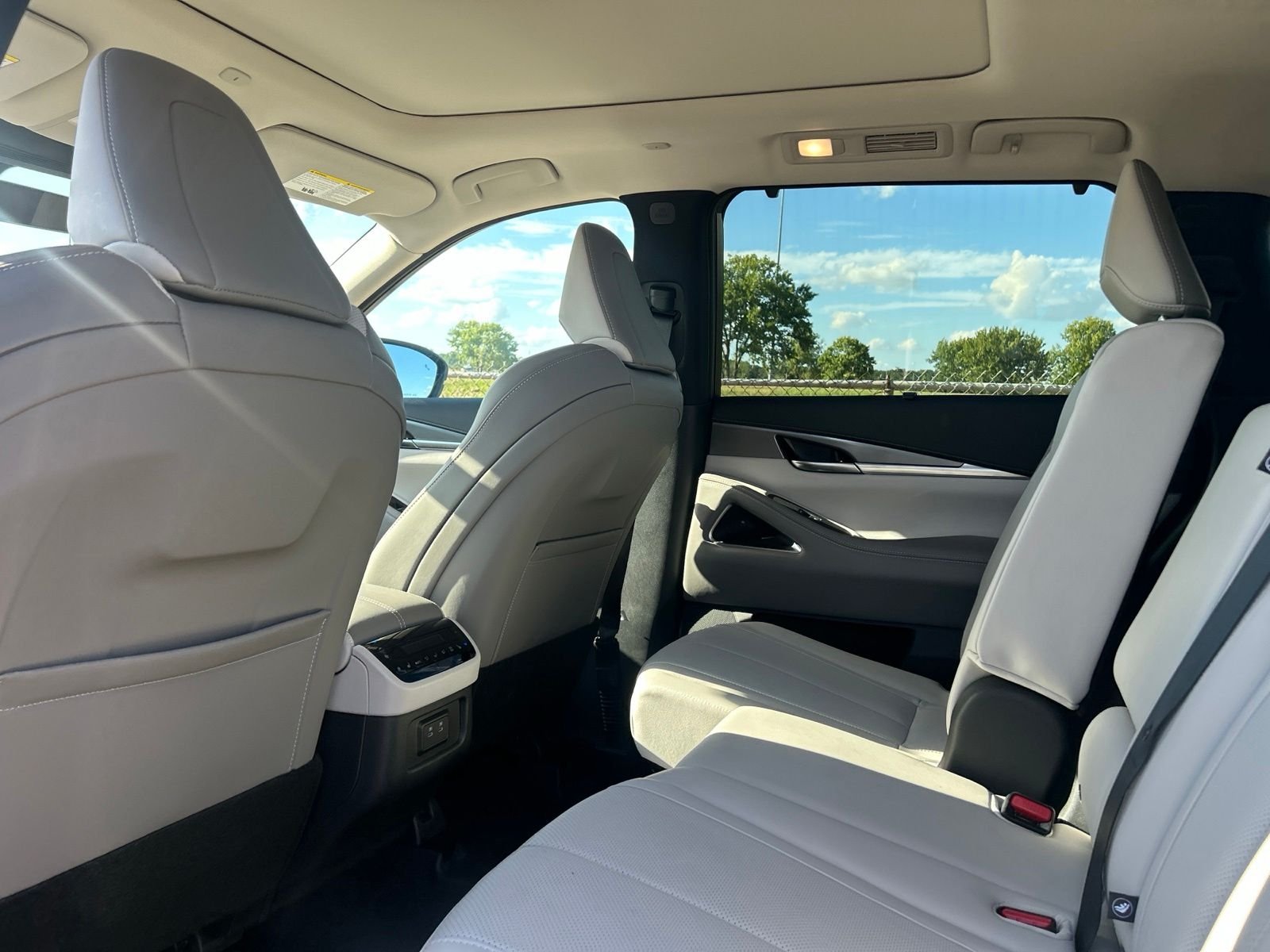 Certified Used 2026 Gray INFINITI LUXE image 28