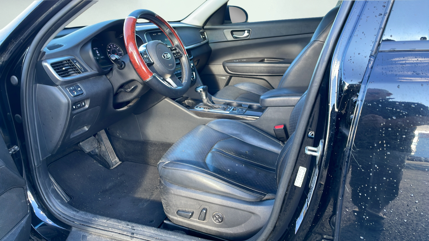 Used 2020 Black Kia EX Premium image 9