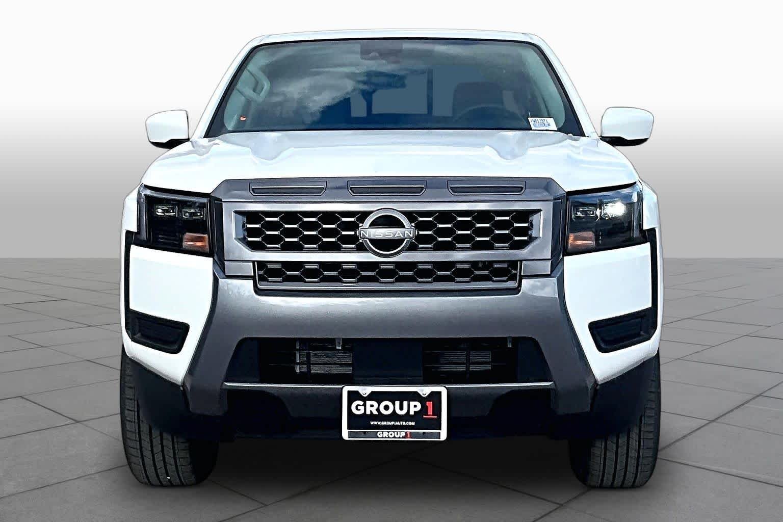New 2027 Glacier White Nissan SV image 3