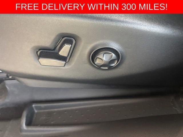 2025 Chrysler Pacifica Limited - Photo 6