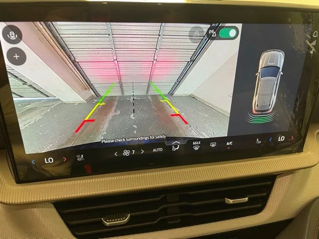 Used 2025 Gray Ford Active image 15