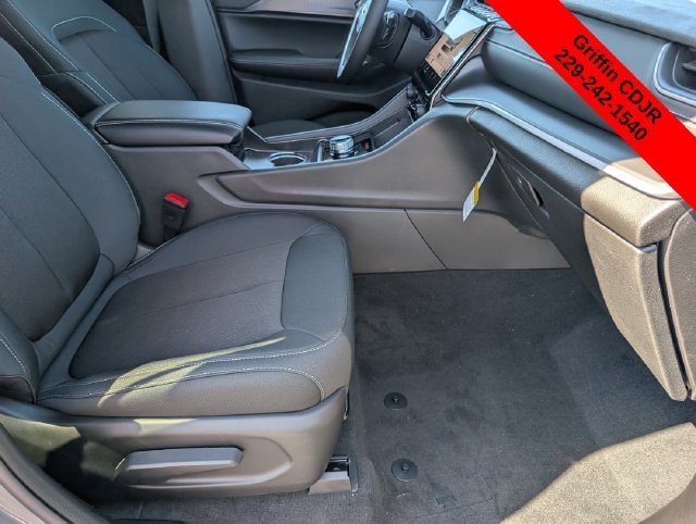 New 2027 Sting-Gray Clear-Coat Paint Jeep Laredo image 27
