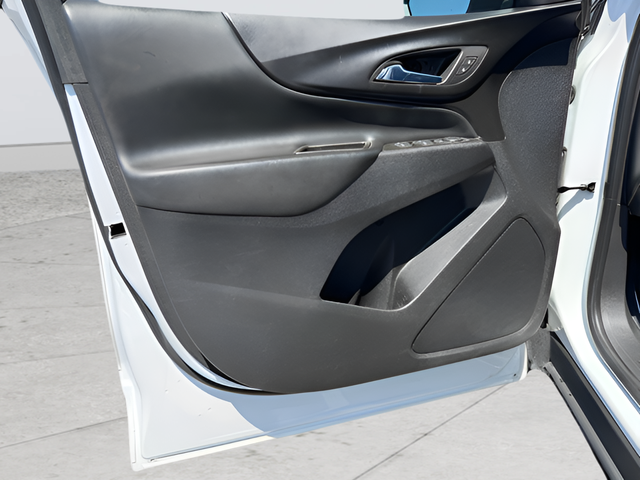 Used 2023 White Chevrolet LT image 10