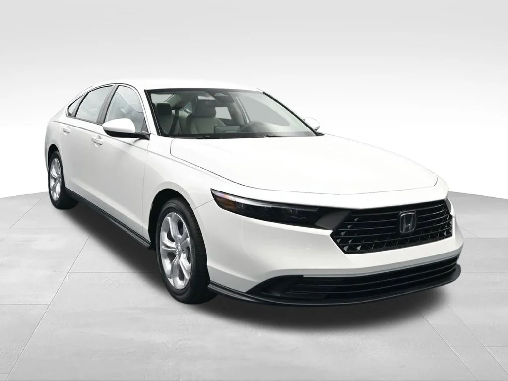 New 2026 Platinum White Pearl Honda LX image 6