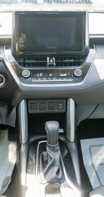 Used 2023  Toyota LE image 16