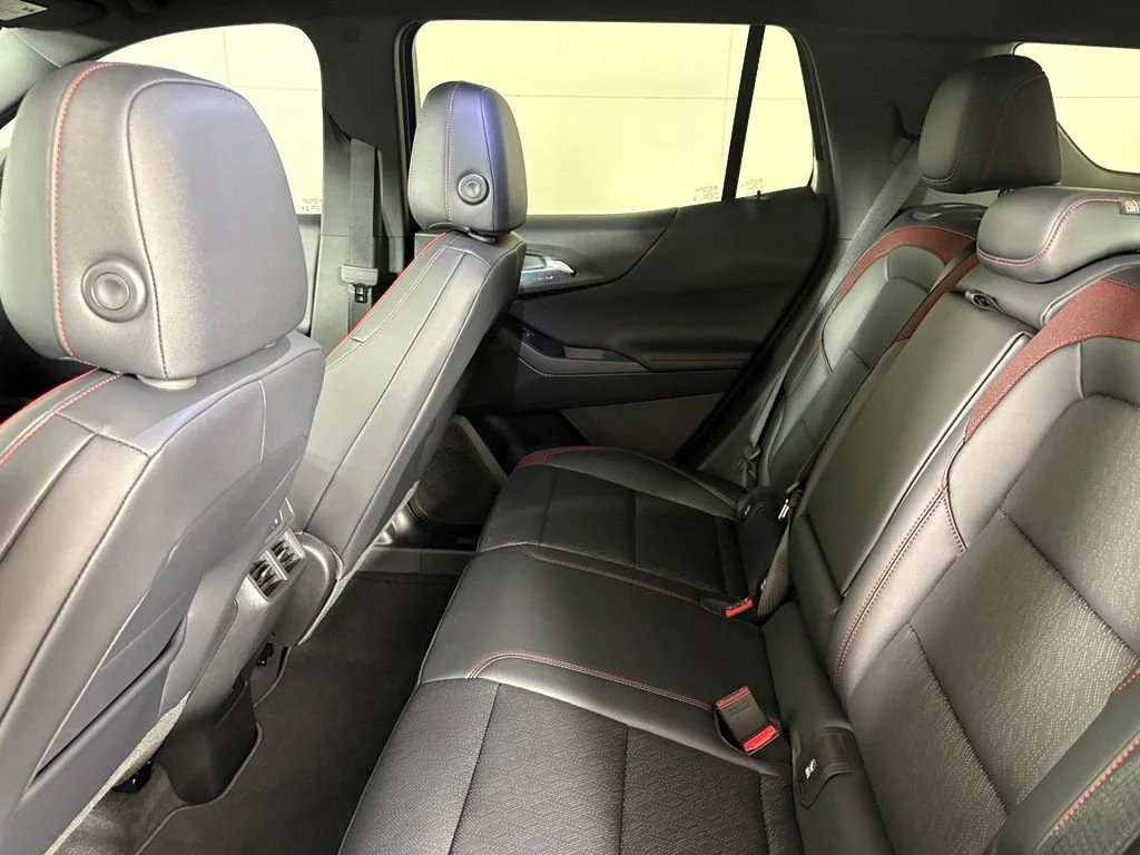2027 Chevrolet Equinox RS - Photo 41