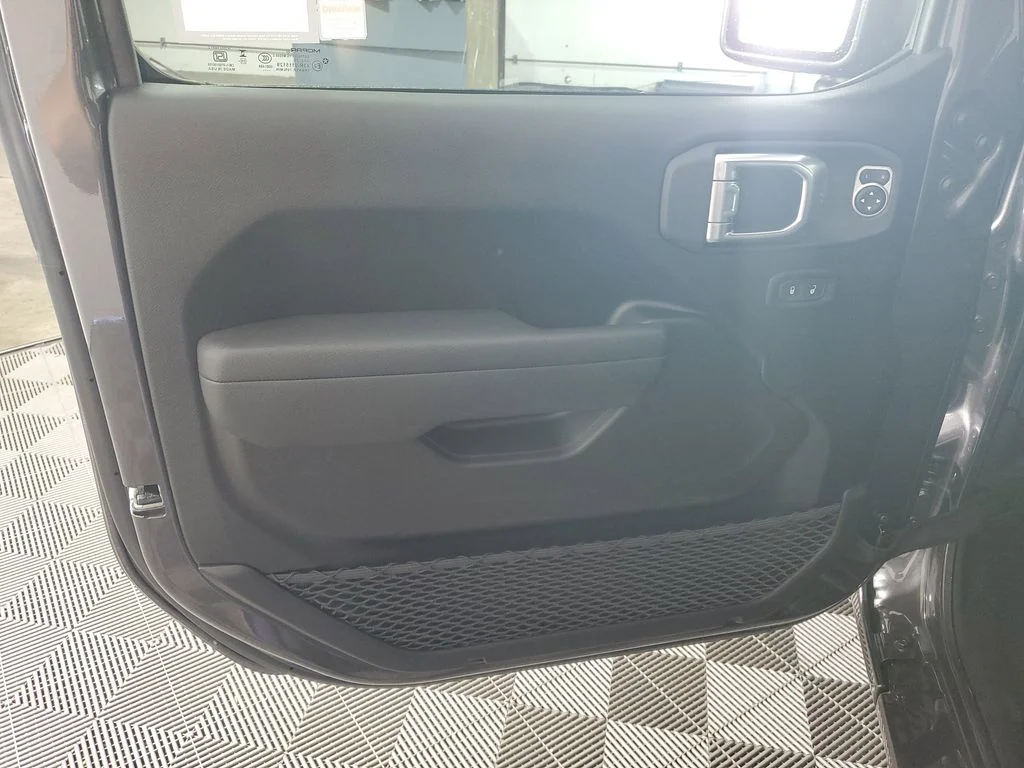 Used 2026 Gray Jeep Sport S image 27