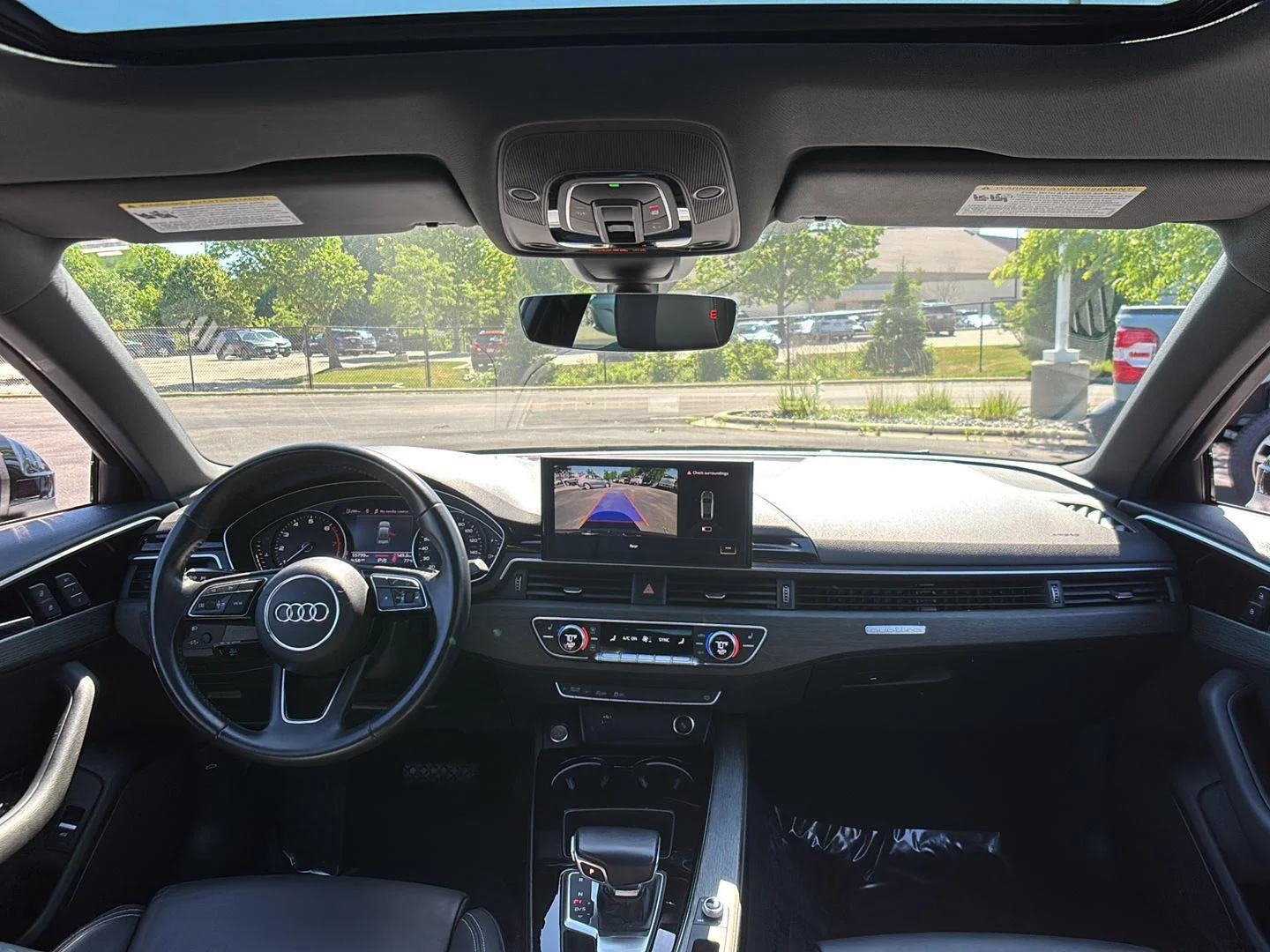 Used 2020 Mythos Black Metallic Audi Premium image 19