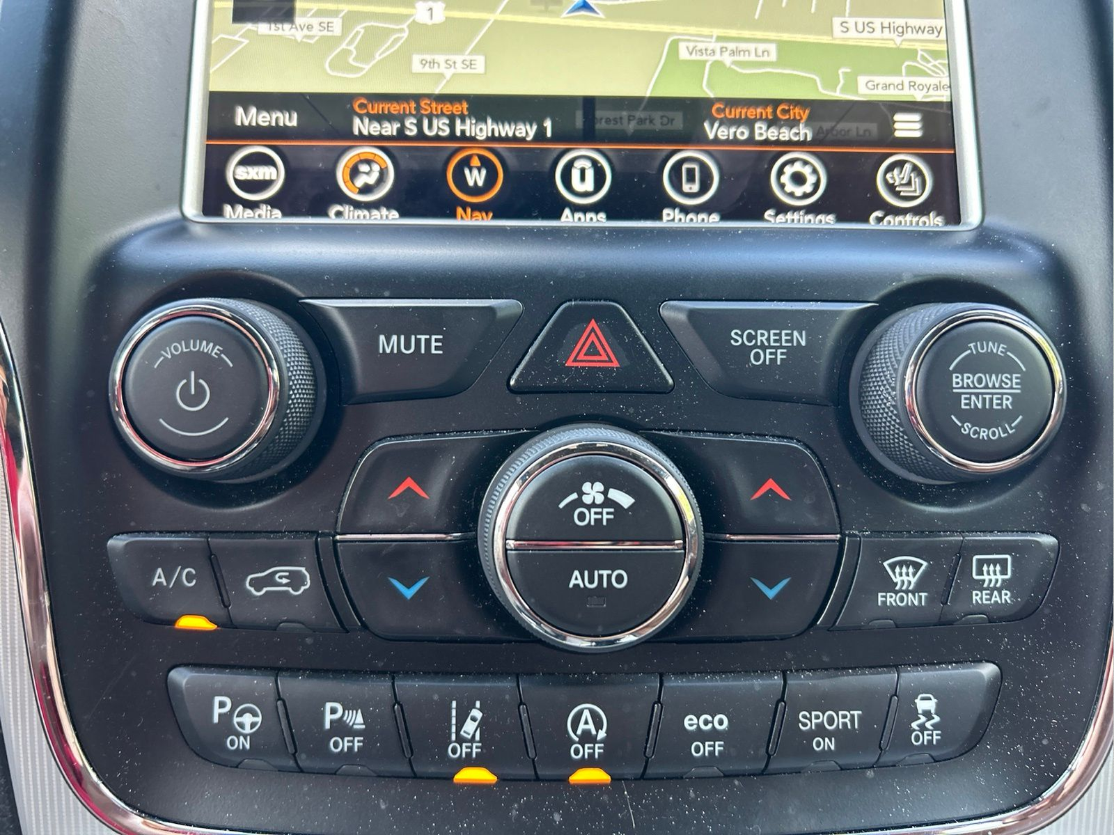 Certified Used 2018 Brown Jeep Summit image 31