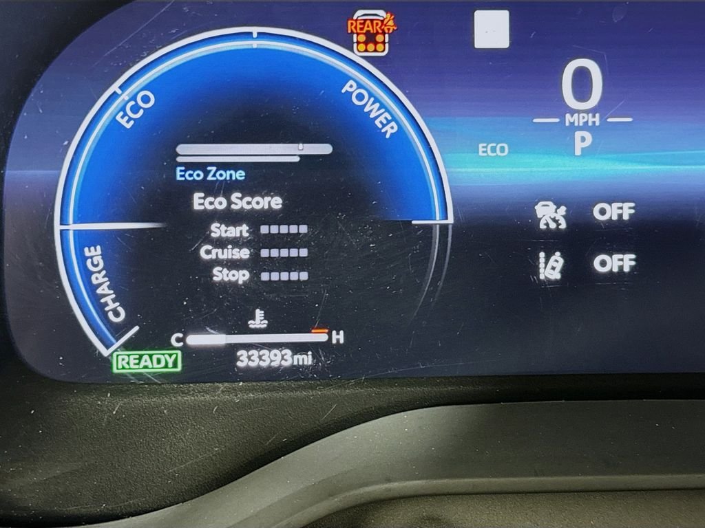 Used 2025 Wind Chill Pearl Toyota Platinum image 12
