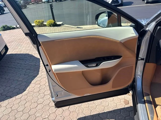 New 2026 Iridium Lexus PREMIUM AWD image 16