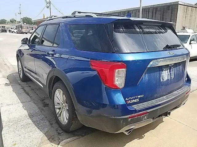 Used 2020 Blue Ford Limited image 16