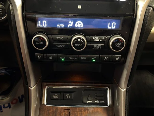 Used 2019 Abyss Blue Pearl Subaru Touring image 22