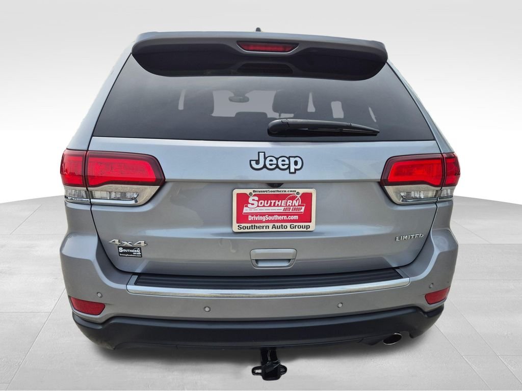 Used 2020 Silver Jeep Limited image 5