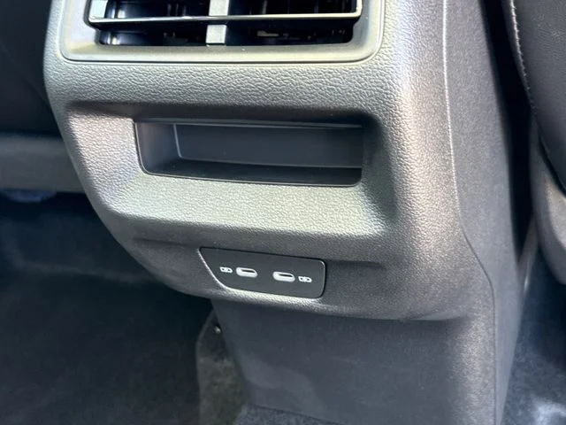 New 2026 Platinum Gray Metallic Volkswagen 2.0T SE image 25