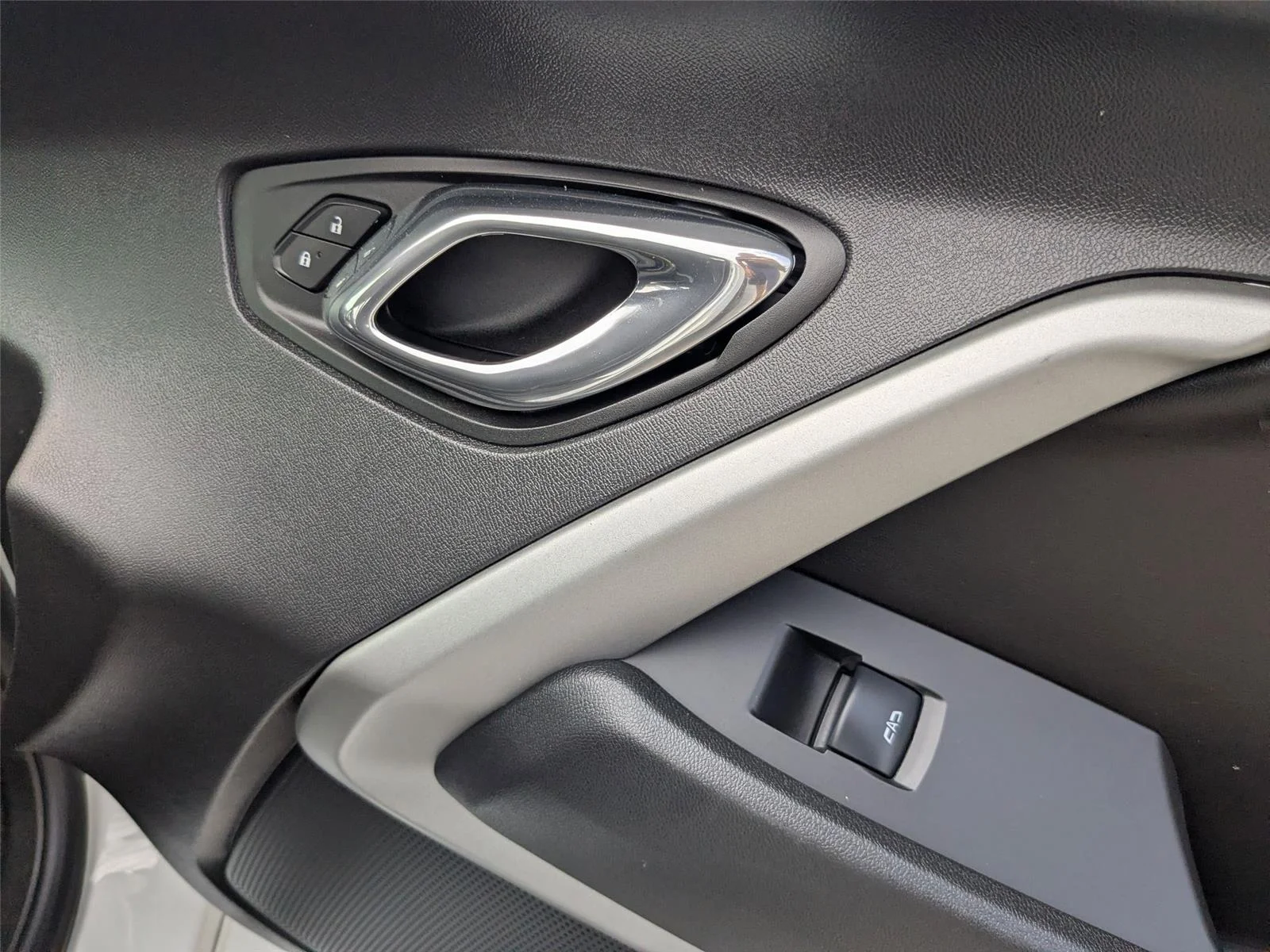 Used 2017 Summit White Chevrolet 1SS image 26