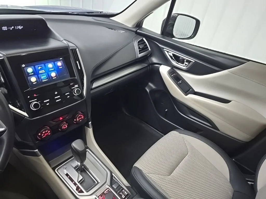 Used 2020 Horizon Blue Subaru Premium image 26