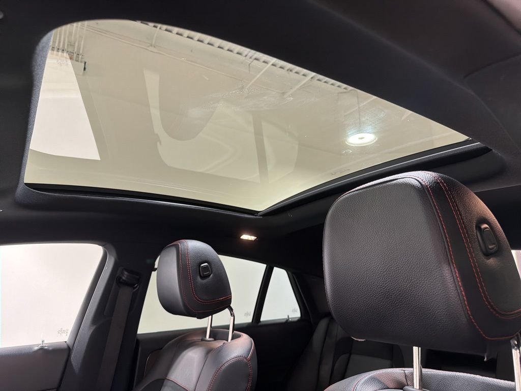 Used 2022 Obsidian Black Metallic Mercedes-Benz GLE 53 AMG® image 19