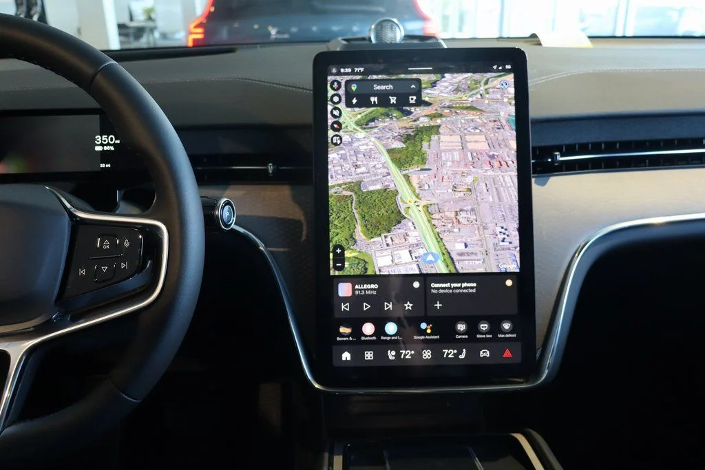 New 2025  Volvo Twin Motor Ultra image 12