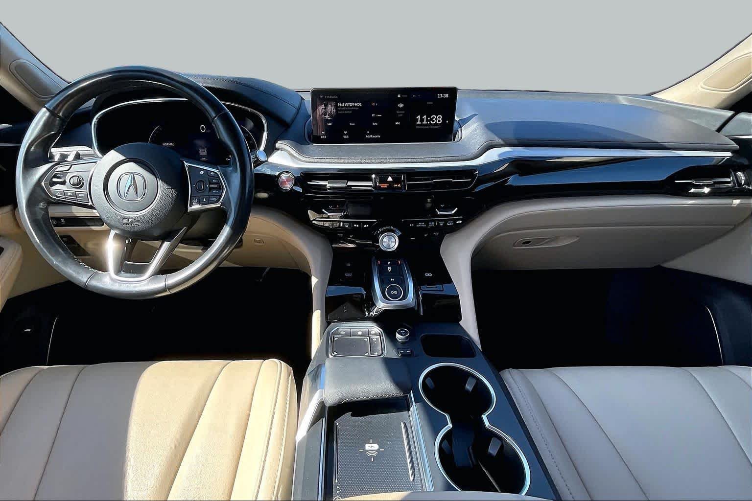 Used 2024 Majestic Black Pearl Acura  image 15