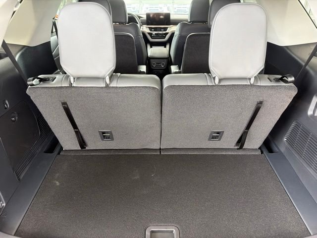 New 2026 Star White Metallic Tri-Coat Ford Active image 59
