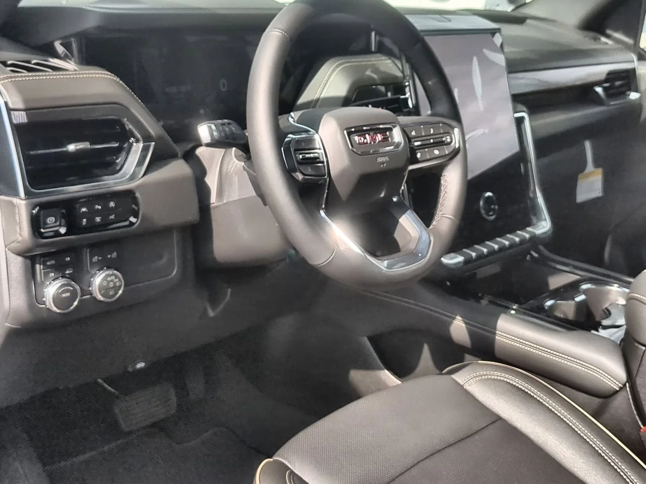 New 2026 Sterling Metallic GMC Elevation image 10