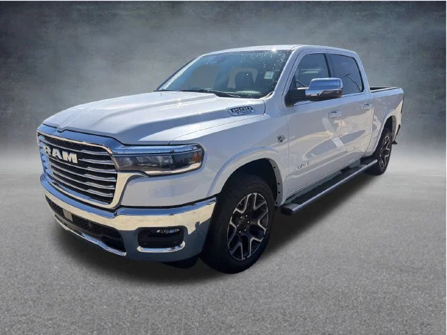 New 2027 Ivory White Tri-Coat Pearl-Coat Exterior Paint RAM Laramie image 3