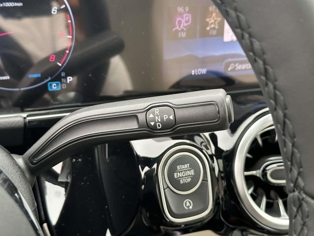 New 2026 Polar White Mercedes-Benz GLA 250 image 24