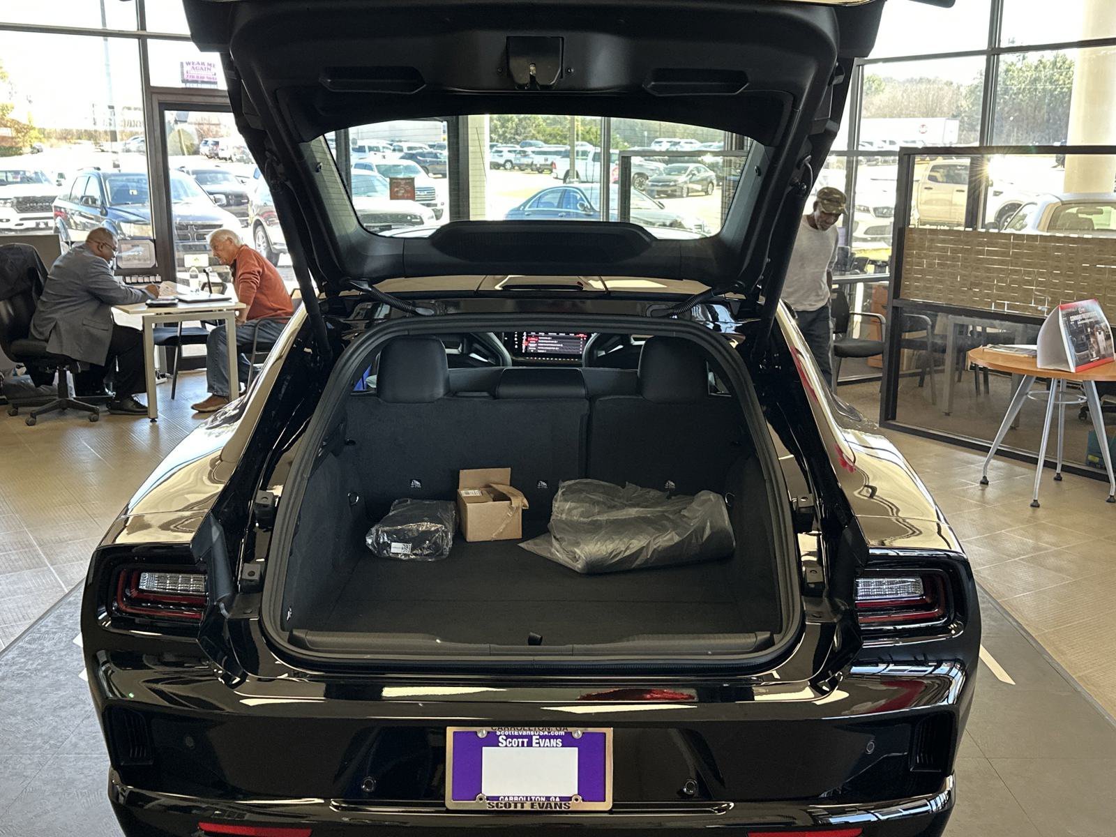 New 2024 Diamond Black Crystal Pearlcoat Dodge Scat Pack image 17