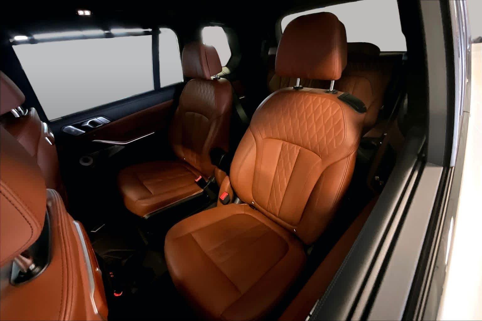 Certified Used 2025 Not Available BMW M60i image 19