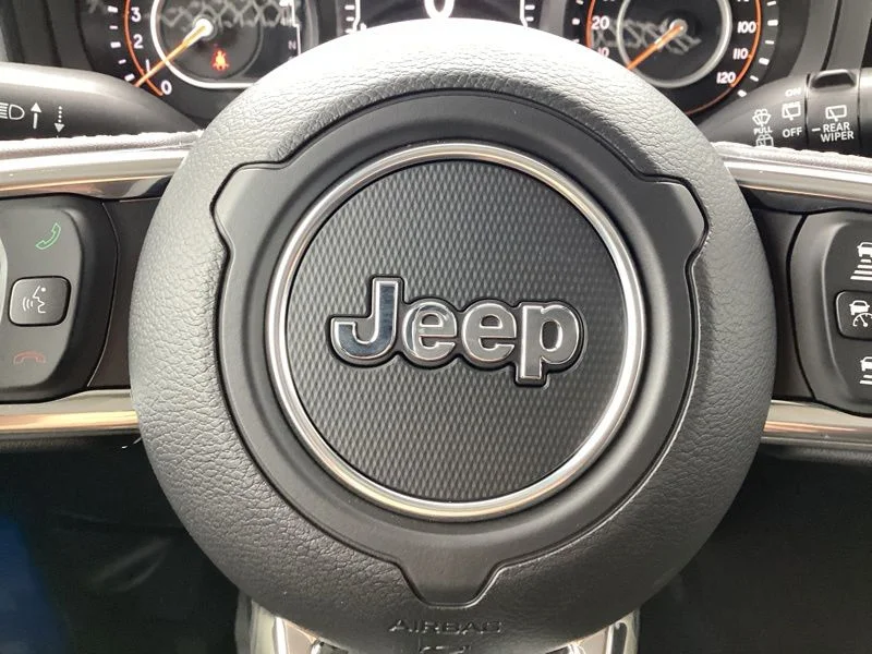 New 2026 Hydro Blue Pearl-Coat Exterior Paint Jeep Sahara image 30