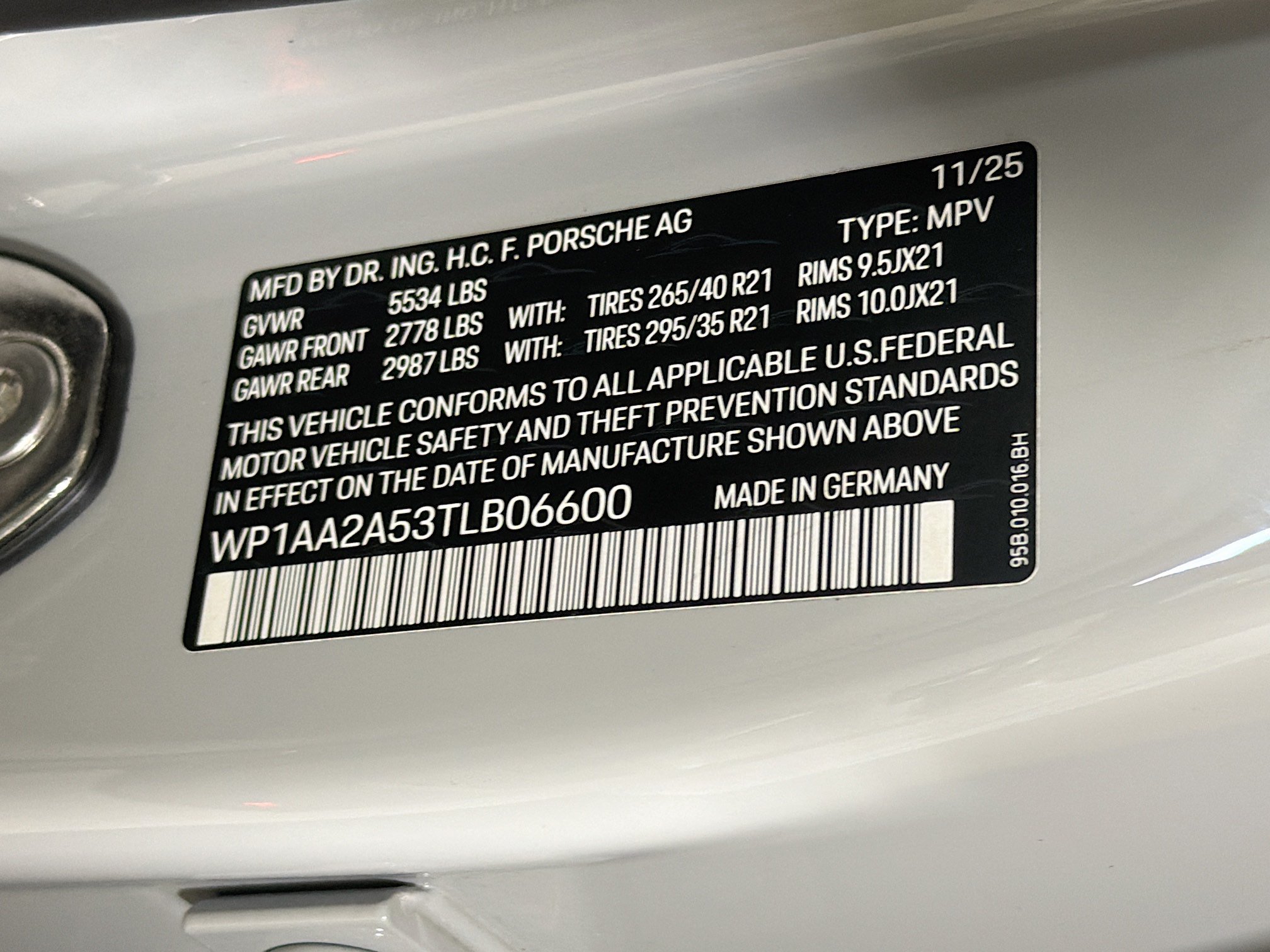 Certified Used 2026 Chalk Porsche  image 43