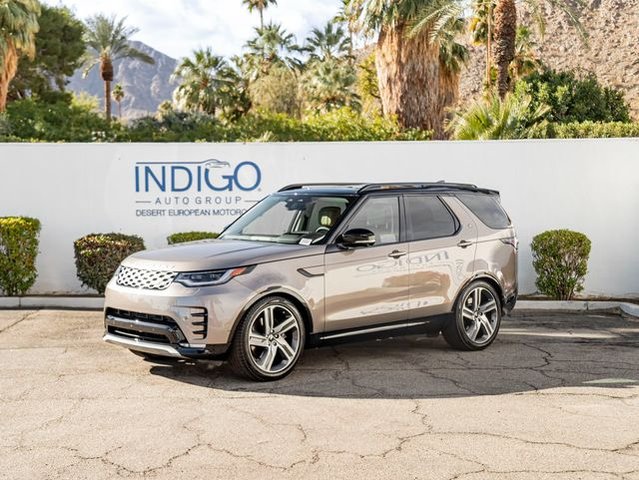 2025 Land Rover Discovery Metropolitan Edition