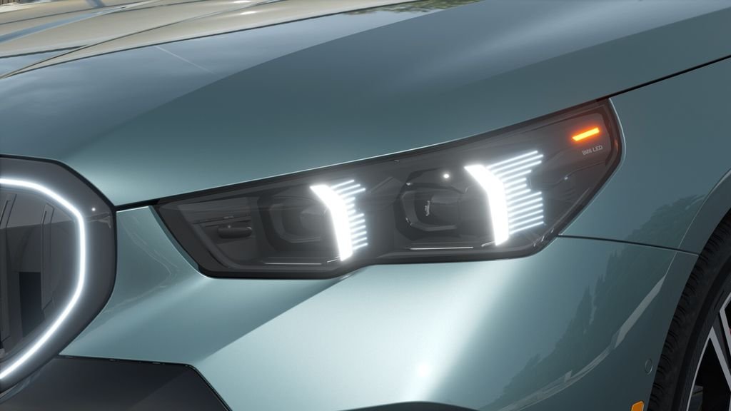 New 2027 Cape York Green Metallic BMW 530i image 6