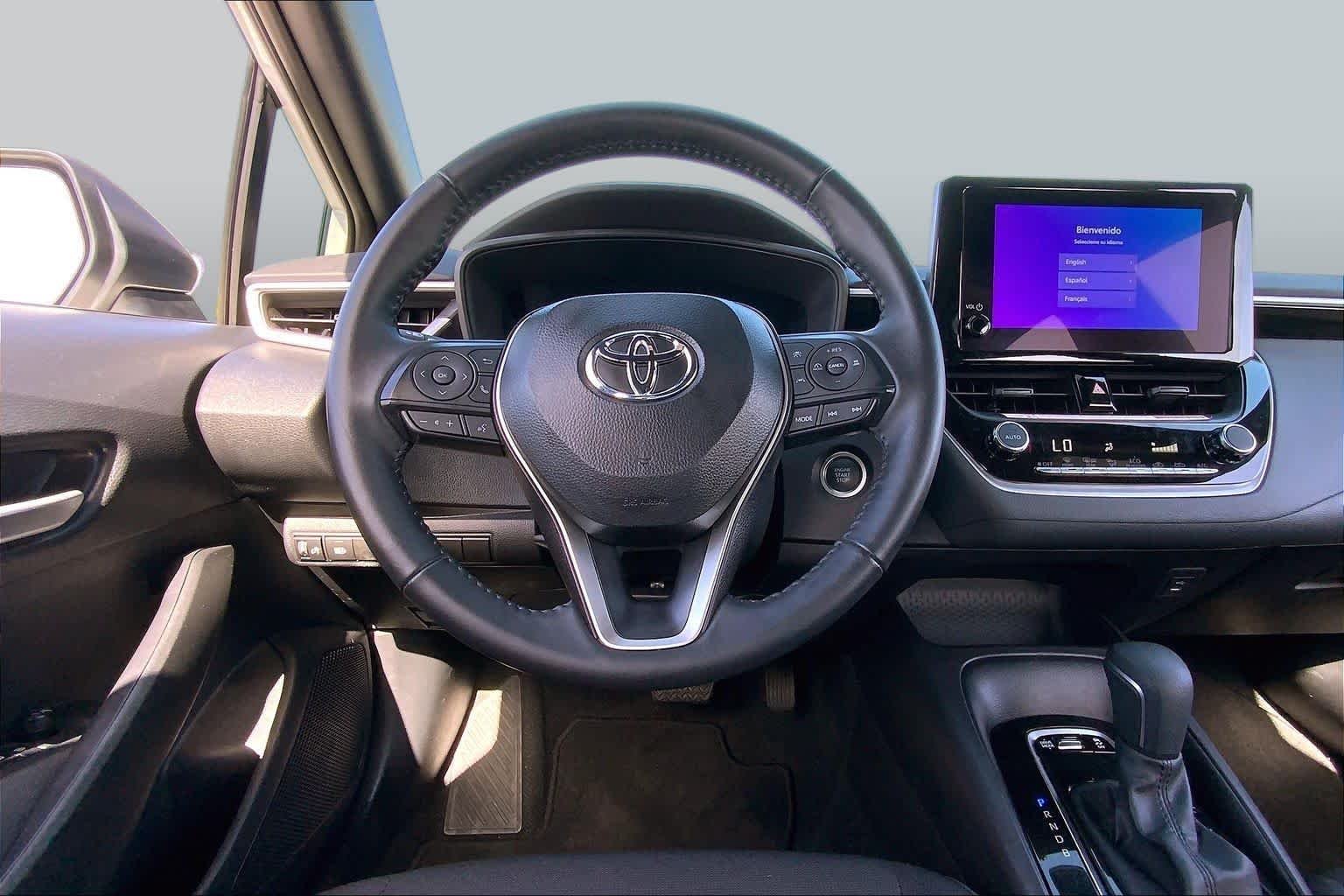 Used 2026 Ice Cap Toyota SE image 6