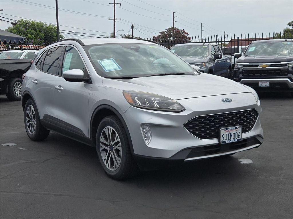Used 2020 Silver Ford SEL image 27