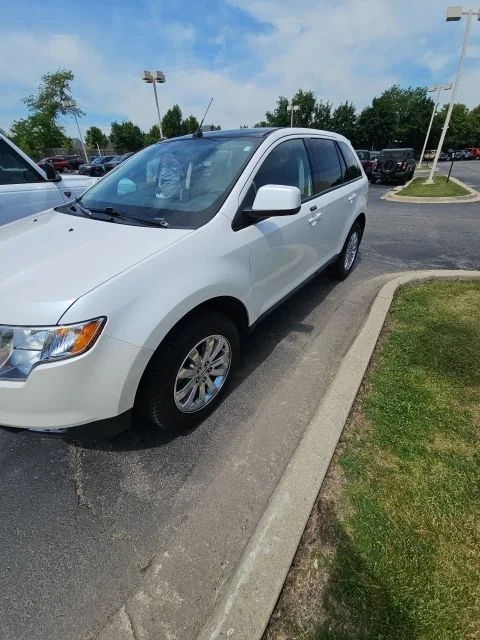 2009 Ford Edge SEL's photo