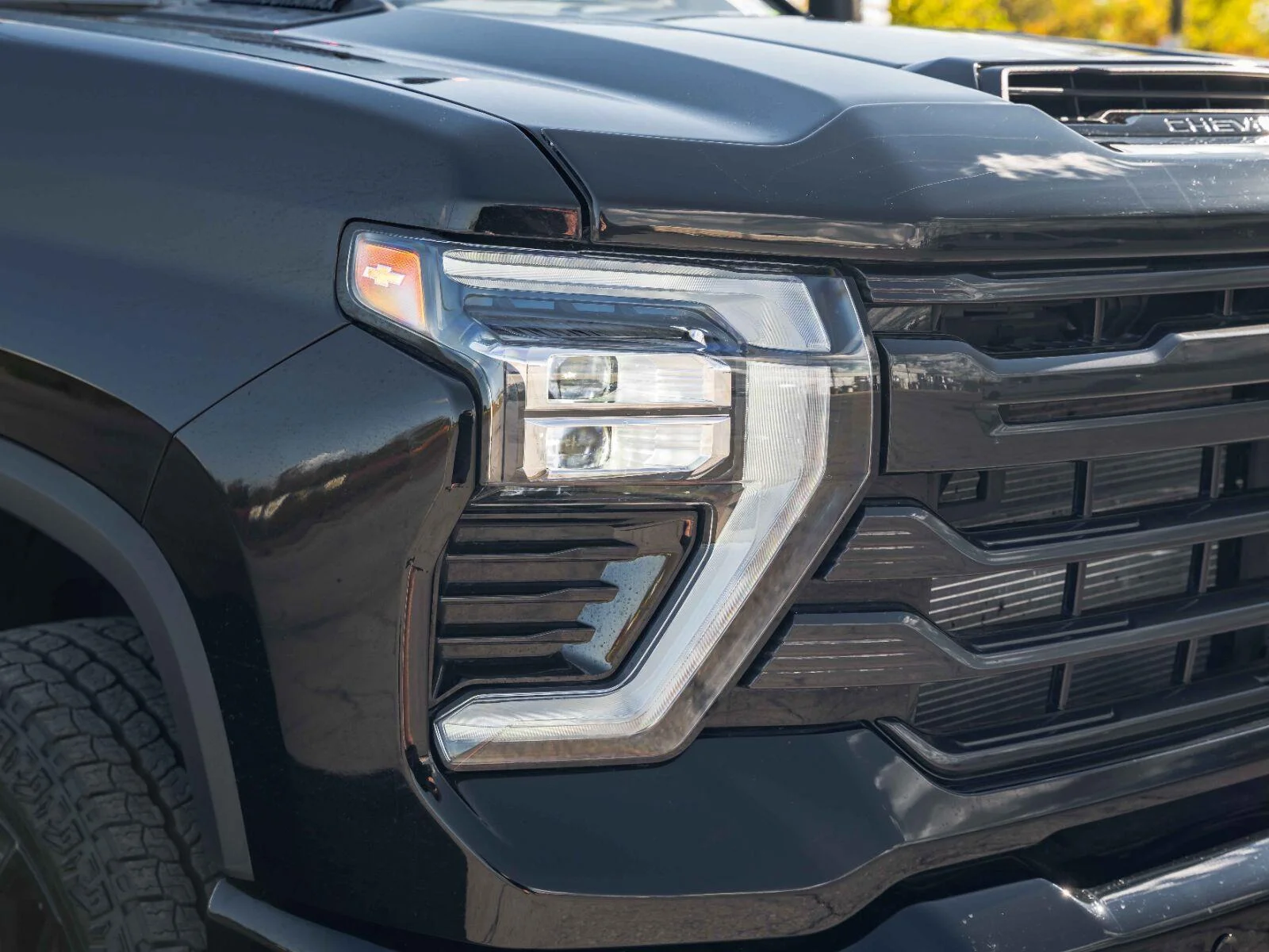 Used 2026 Black Chevrolet High Country image 10
