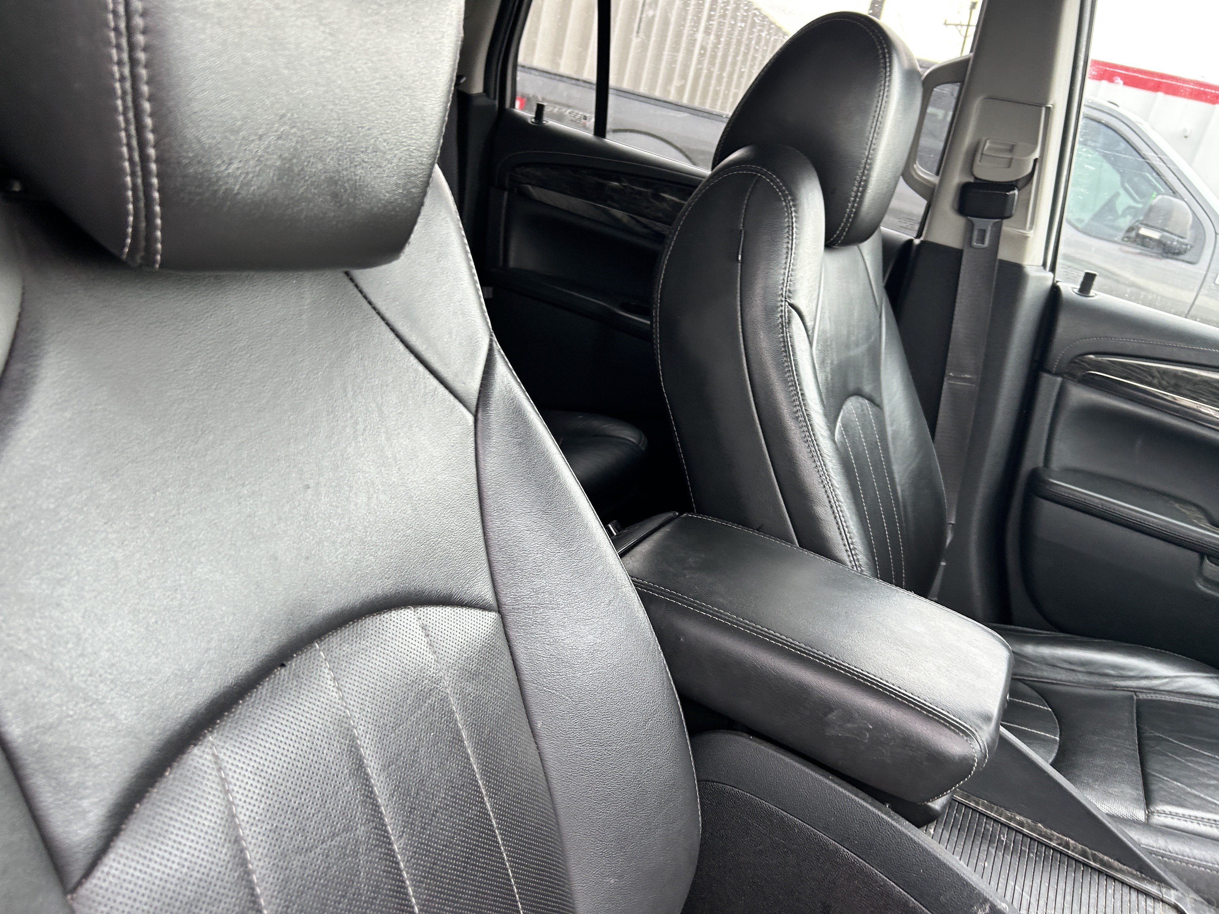 Used 2014 White Opal Buick Leather image 13