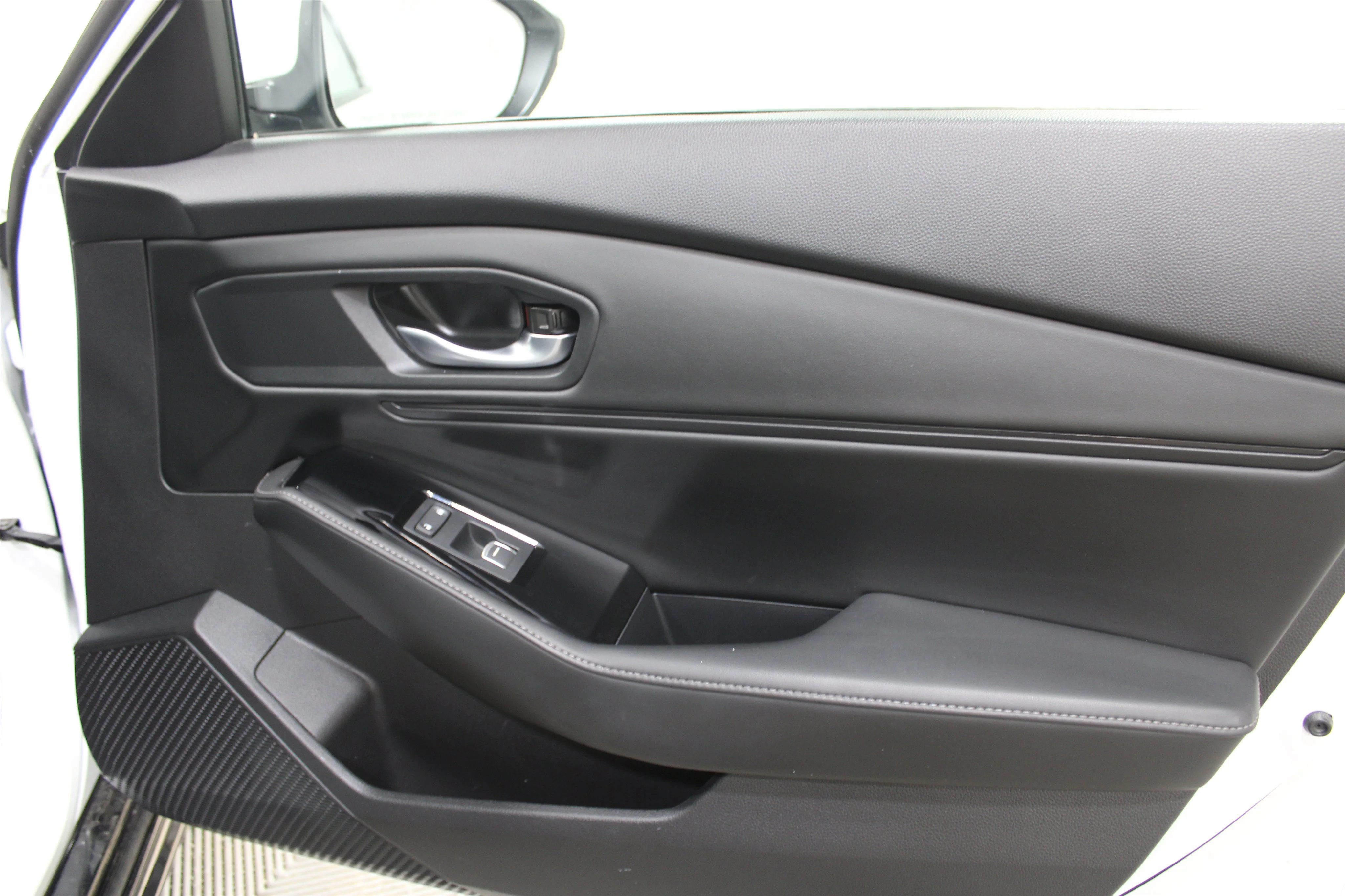 2023 Honda Accord Hybrid Touring - Photo 25