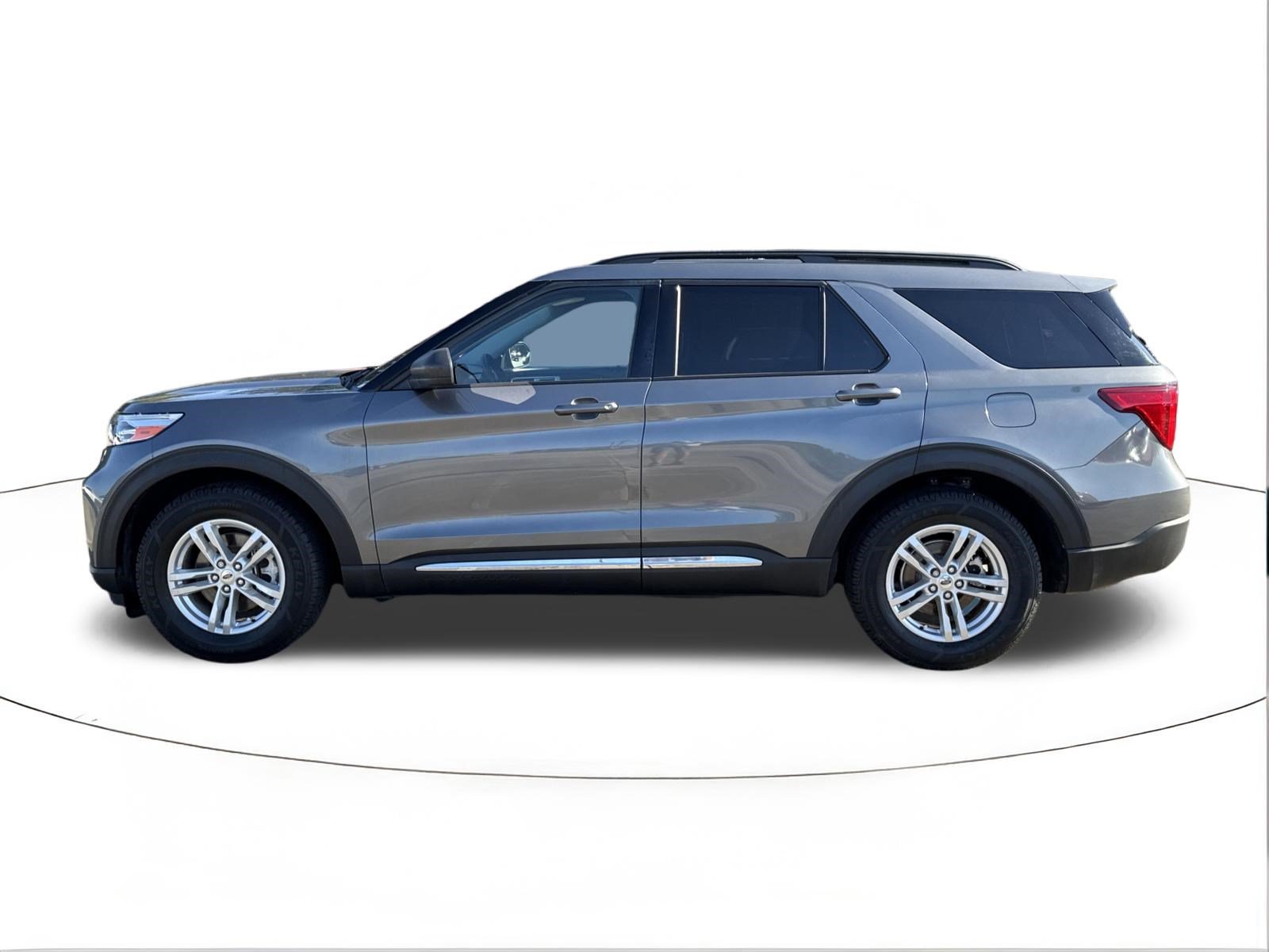 Used 2023 Carbonized Gray Metallic Ford XLT image 6