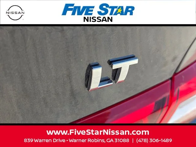 Used 2023 Gray Chevrolet LT image 12