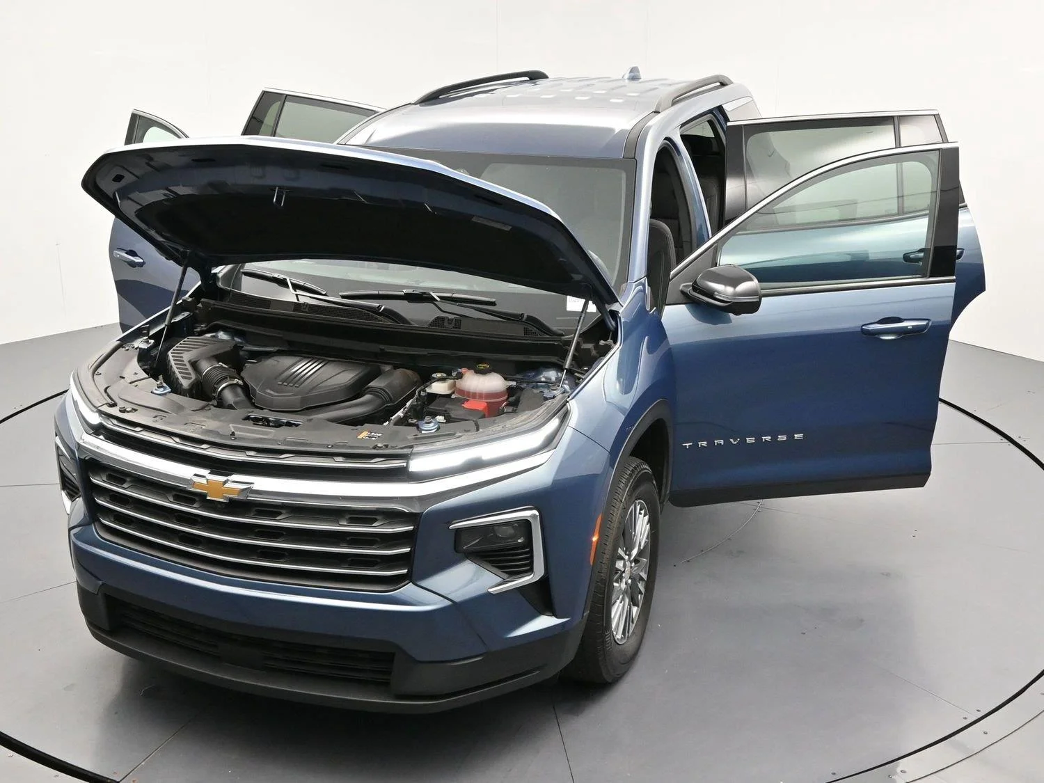 Used 2024 Lakeshore Blue Metallic Chevrolet LT image 40