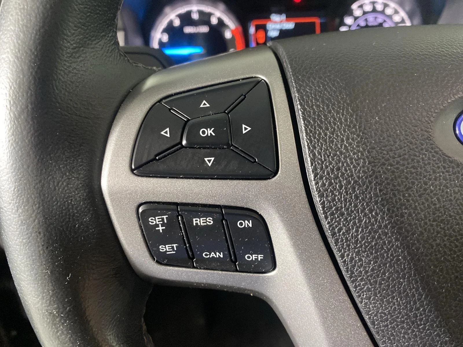 Used 2023 Shadow Black Ford XLT image 24