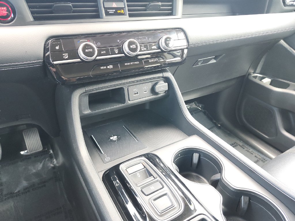 Used 2025  Honda EX-L image 27