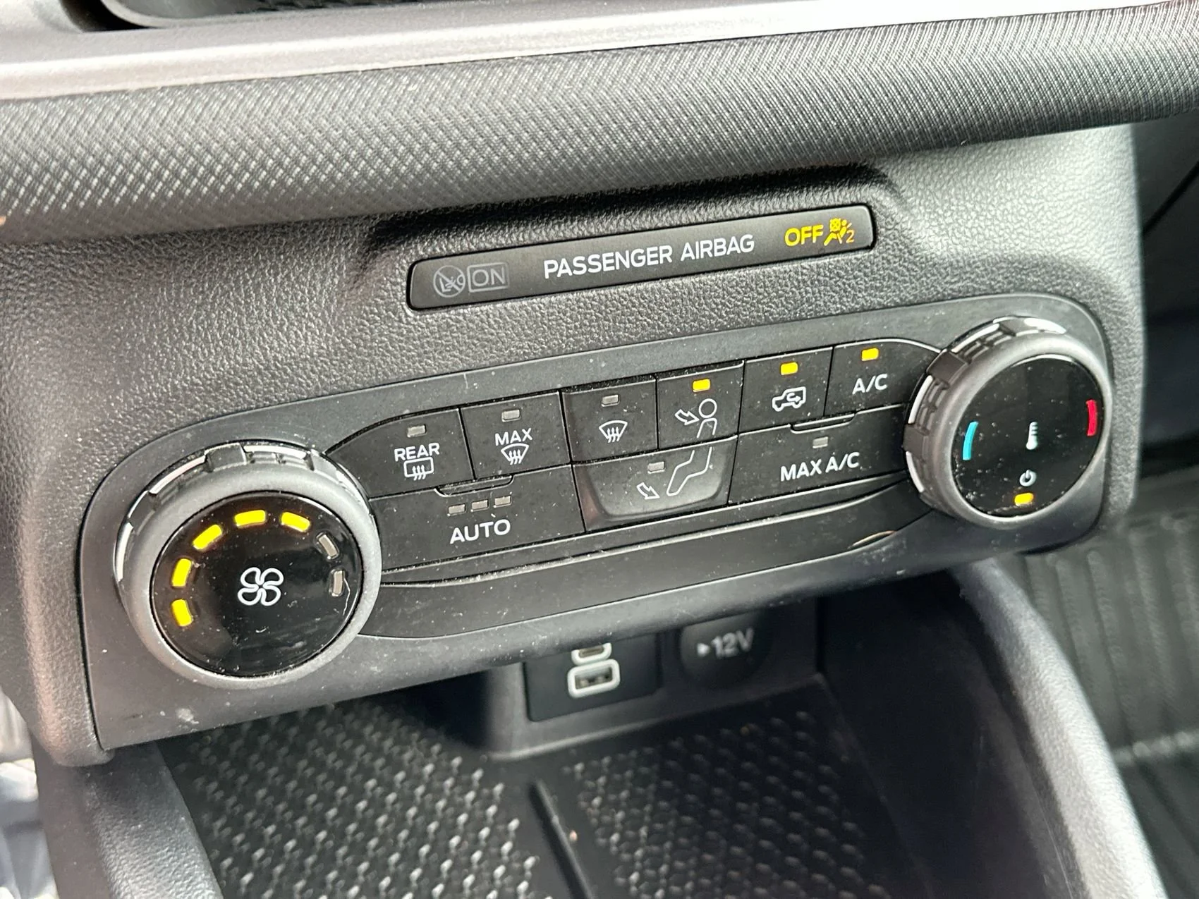 Used 2024 Gray Metallic Ford Big Bend image 18