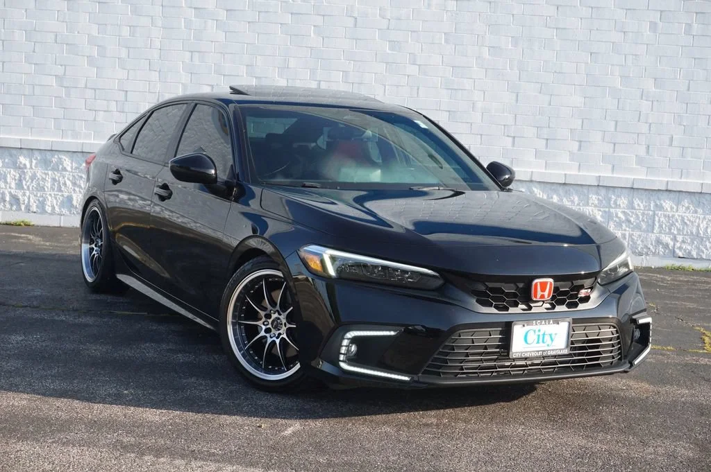 Used 2023 Black Honda Sedan image 4